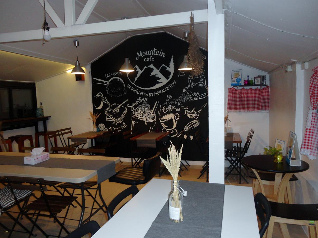 Moradok Thai Guesthouse Ayutthaya Bagian luar foto